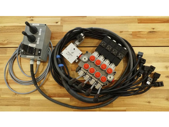 Proportional control box 12V  2 joysticks + finger controller + monoblock Galtec for Palfinger, Kubota, Fassi, Hiab в лизинг Proportional control box 12V  2 joysticks + finger controller + monoblock Galtec for Palfinger, Kubota, Fassi, Hiab: фото 1