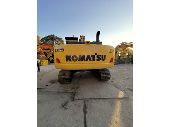 Гусеничный экскаватор Komatsu PC220-7: фото 4 Гусеничный экскаватор Komatsu PC220-7: фото 4