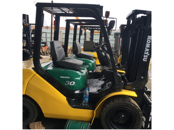 Дизельный погрузчик KOMATSU