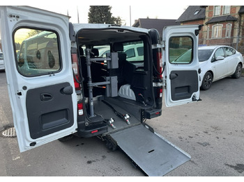 Легковой автомобиль OPEL