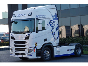 Тягач SCANIA R 450