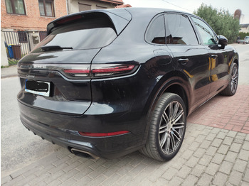 Легковой автомобиль PORSCHE