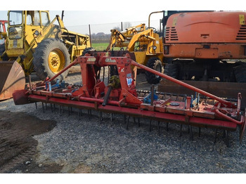 : фото в шапке страницы