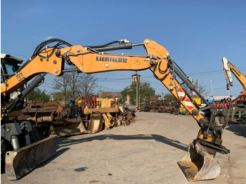 Колёсный экскаватор Liebherr A912 Compact+Engcon Rototilt: фото 5