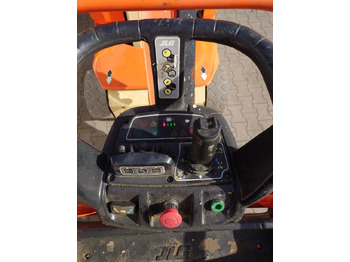 Вертикальный мачтовый подъемник JLG TOUCAN 12E PLUS: фото 5 Вертикальный мачтовый подъемник JLG TOUCAN 12E PLUS: фото 5