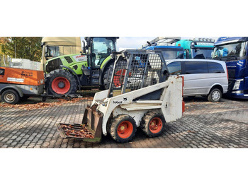 Мини-погрузчик с бортовым поворотом BOBCAT