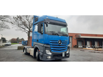 Тягач MERCEDES-BENZ Actros 1845