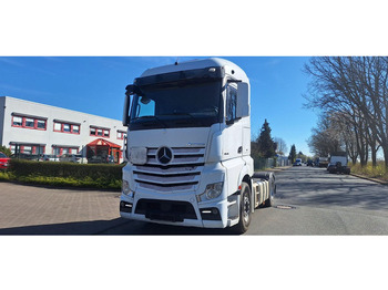 Тягач MERCEDES-BENZ Actros 1845