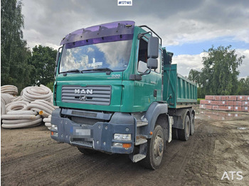 Самосвал MAN TGA 26.390