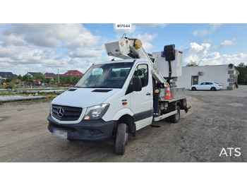 Грузовик с подъемником MERCEDES-BENZ Sprinter 516