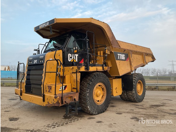 Карьерный самосвал CATERPILLAR