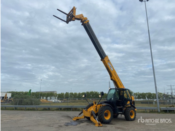 Телескопический погрузчик JCB