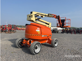 Коленчатый подъемник JLG