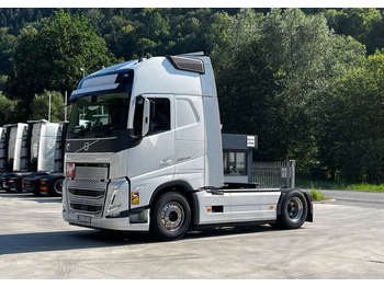 Тягач VOLVO FH 500