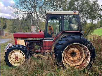 Трактор International Harvester 584 4WD: фото 2