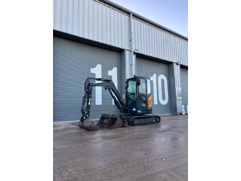 : фото в шапке страницы