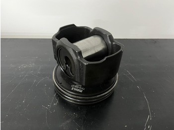 Двигатель и запчасти LIEBHERR