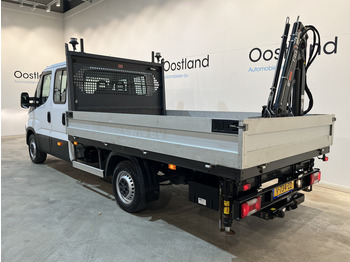Малотоннажный бортовой грузовик Iveco Daily 35S18D 3.0 375 Automaat Open Laadbak / Hiab Kraan / Euro 6 / Trekhaak 3500 KG / Airco / Camera / Navigatie / 3-Zits / 67.000 KM !!: фото 4