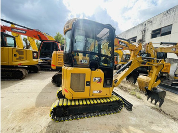Мини-экскаватор CATERPILLAR 302