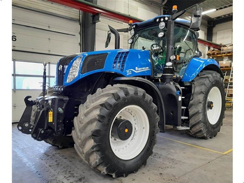 Трактор NEW HOLLAND T8
