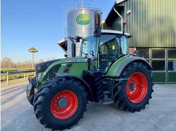 Трактор FENDT 718 Vario
