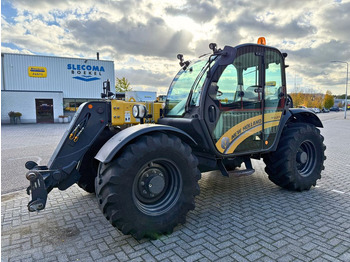 Телескопический погрузчик NEW HOLLAND