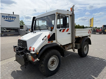 Грузовик UNIMOG