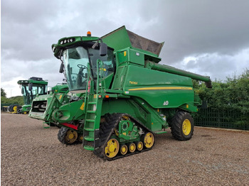 Зерноуборочный комбайн JOHN DEERE T670
