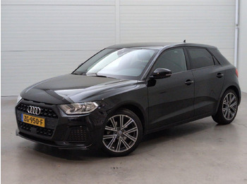 Хэтчбек AUDI