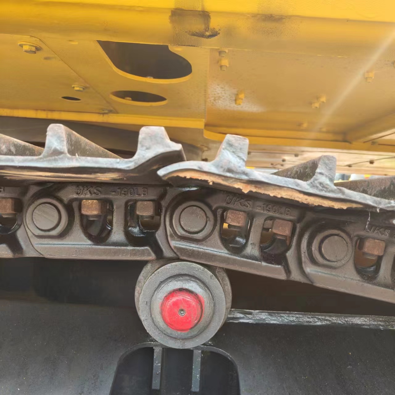 Гусеничный экскаватор KOMATSU PC240: фото 2