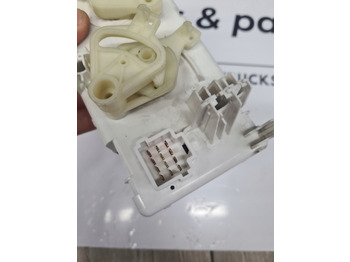 Отопление/ Вентиляция для Грузовиков RENAULT PANEL KLIMATYZACJI NAWIEWU RENAULT DXI LIFT GAMA D WIDE VOLVO FL FE LIFT: фото 5 Отопление/ Вентиляция для Грузовиков RENAULT PANEL KLIMATYZACJI NAWIEWU RENAULT DXI LIFT GAMA D WIDE VOLVO FL FE LIFT: фото 5