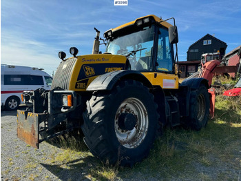 Трактор JCB