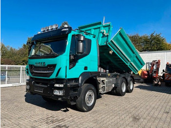 Самосвал IVECO Stralis