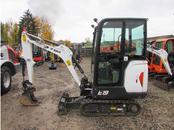 Мини-экскаватор BOBCAT E19