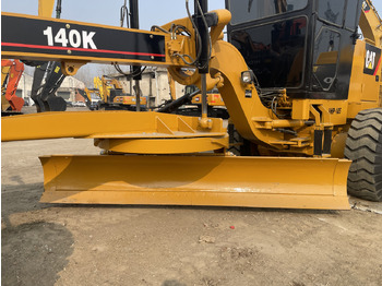 Грейдер CATERPILLAR 140K: фото 3
