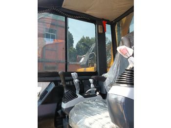 Мини-экскаватор KOMATSU PC56-3: фото 5 Мини-экскаватор KOMATSU PC56-3: фото 5