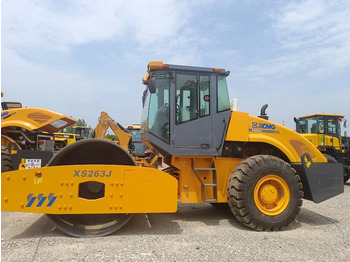 Компактор XCMG XS263J