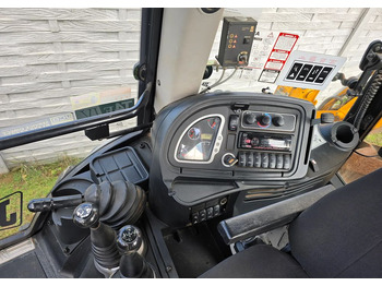 Экскаватор-погрузчик JCB: фото 5