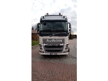 Тягач VOLVO FH16