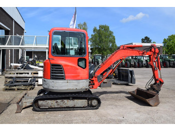 Мини-экскаватор BOBCAT E26