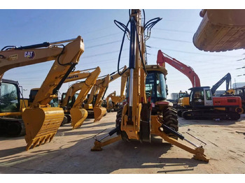 Экскаватор-погрузчик Caterpillar 420F: фото 2 Экскаватор-погрузчик Caterpillar 420F: фото 2