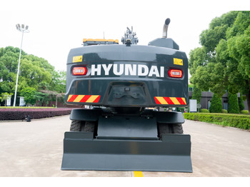 Новый Колёсный экскаватор HYUNDAI HW155: фото 2 Новый Колёсный экскаватор HYUNDAI HW155: фото 2