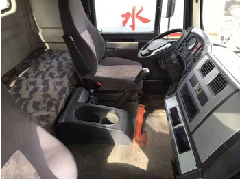 : фото в шапке страницы