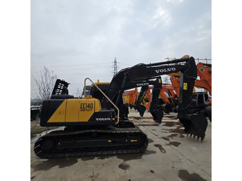 Гусеничный экскаватор VOLVO EC140DL