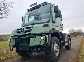 Грузовик-шасси UNIMOG