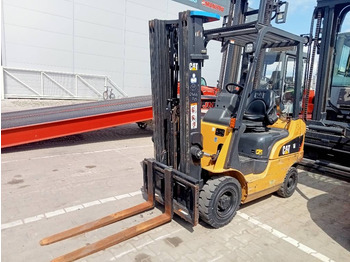 Газовый погрузчик CATERPILLAR GP