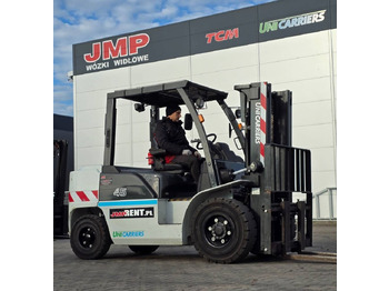 Дизельный погрузчик UNICARRIERS