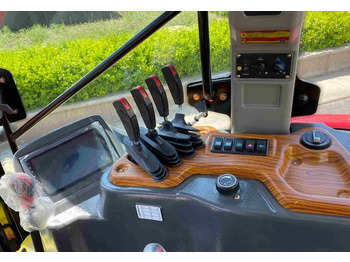 Новый Трактор NEW Tractor 180 HP 4x4 MAXUS Warranty up to 10 Years  НОВИЙ Трактор 180 К.с. 4x4 MAXUS Гарантія до 10 Років  NOWY Ciągnik 180 KM 4x4 MAXUS Gwarancja do 10 LAT: фото 3