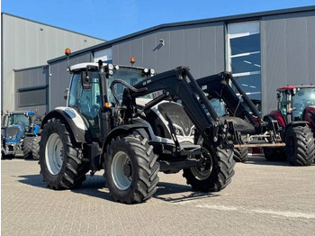 Трактор Valtra N104 Hitech5 met voorlader 4700 uur!: фото 2