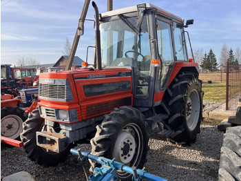 Трактор Kubota M1-65: фото 2